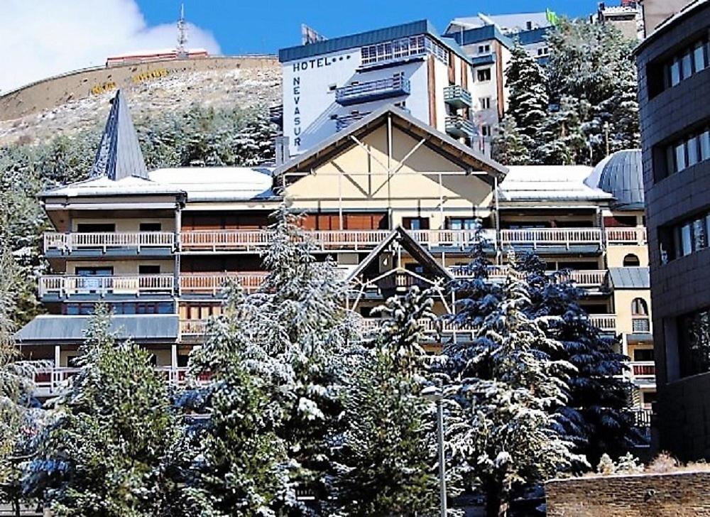 Todosierranevada Zona Baja - Montblanc Vistas A La Montana - Junto A Los Telecabinas Appartement Sierra Nevada Buitenkant foto